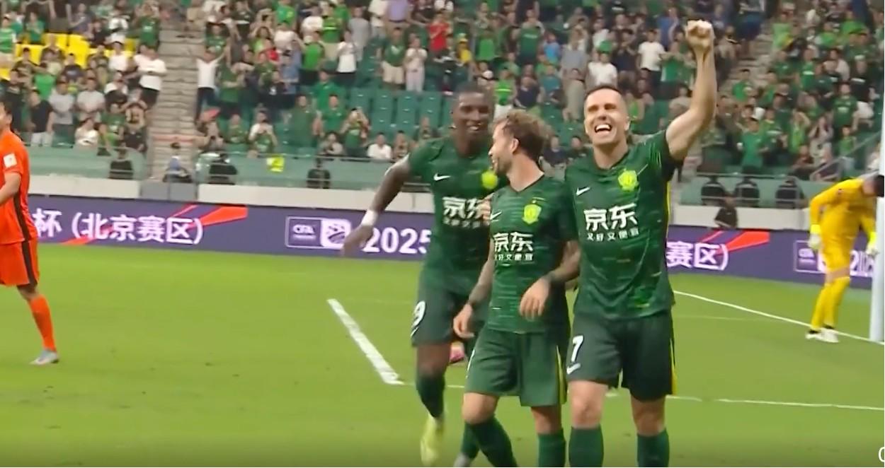 热议国安大胜：王刚除了NB没有其他，联赛争冠看踢山东海港